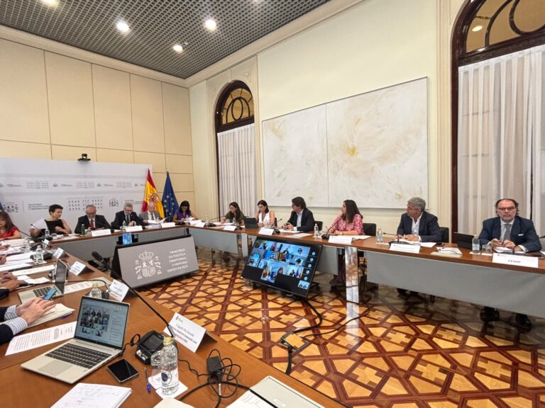 La FEMP pide incluir a los ayuntamientos en la reforma de la financiación