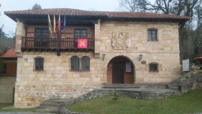 Raúl Ruiz, nuevo alcalde de Ribamontán al Monte tras la inhabilitación de Joaquín Arco